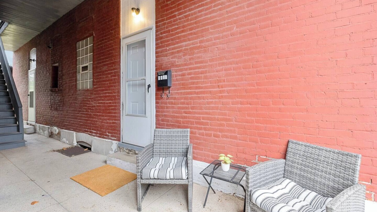Photo of Patio Balcony in St. Louis