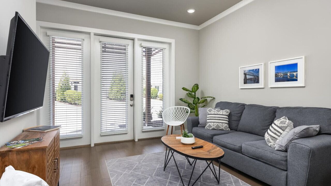 Photo of Livingroom in Chattanooga