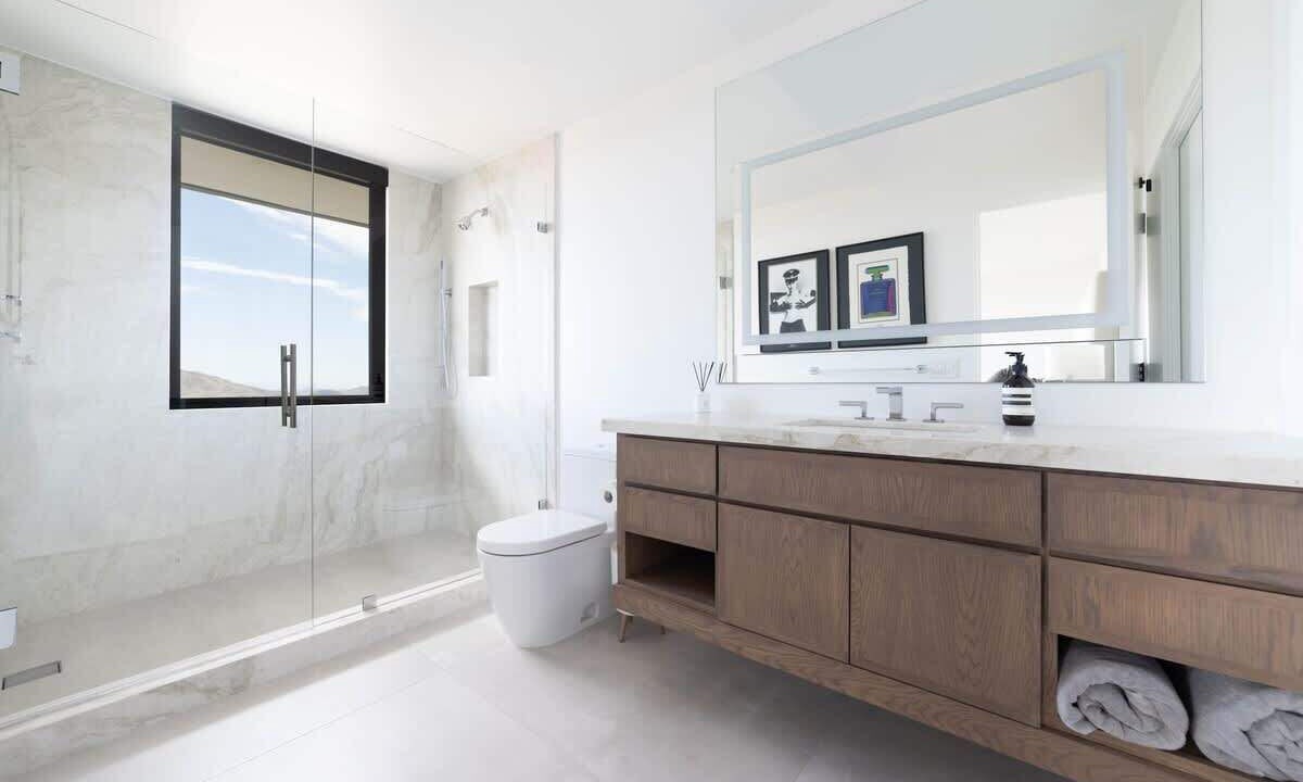 Photo of Bathroom in Pinnacle Peak