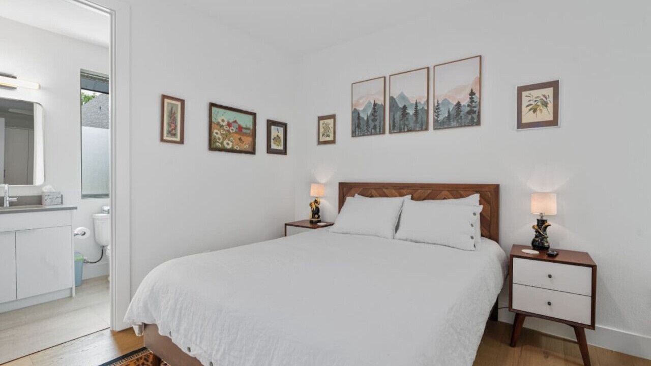 Photo of Bedroom in MLK