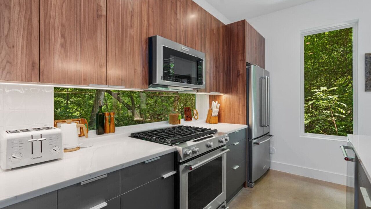 Photo of Kitchen in MLK