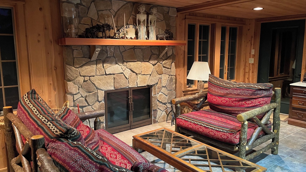 Photo of Others in Malone