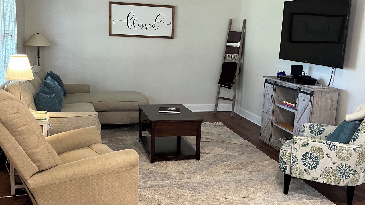 Photo of Livingroom in Shiner