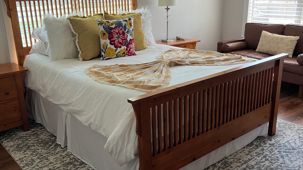 Photo of Bedroom in Shiner