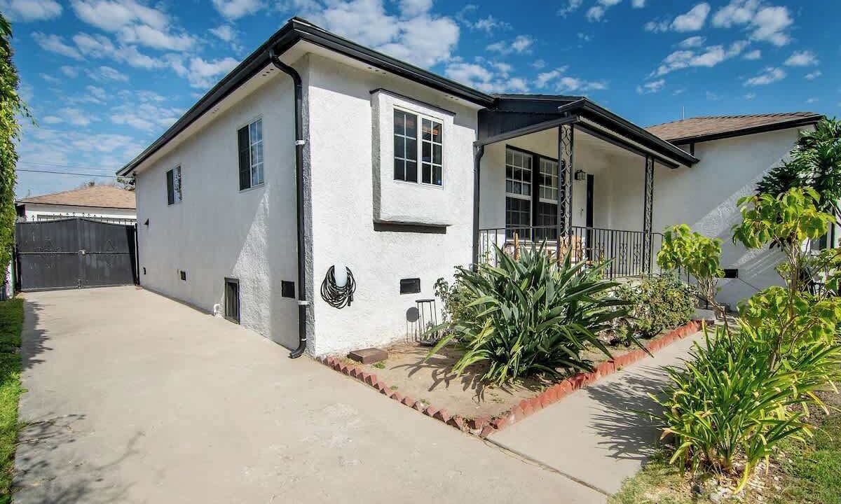 Photo of Outdoor in Faircrest Heights