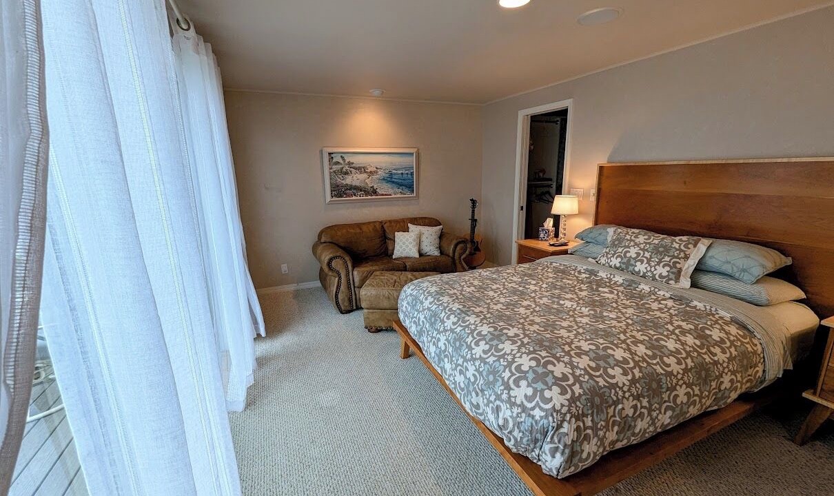 Photo of Bedroom in Bigfork