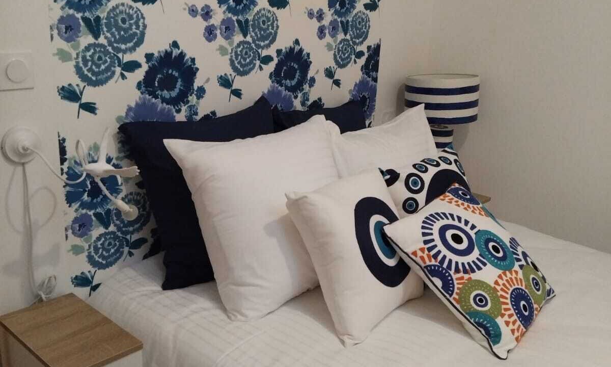 Photo of Bedroom in Centre-ville rive gauche