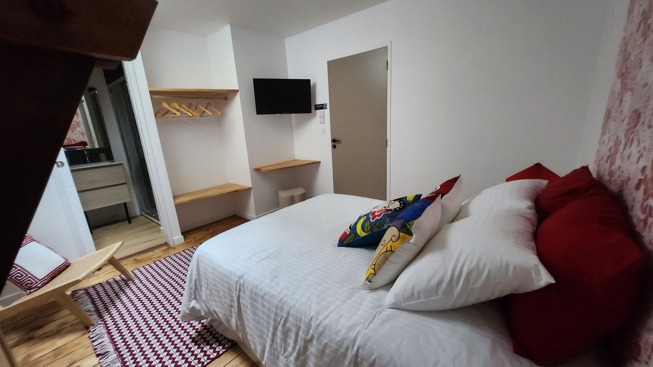 Photo of Bedroom in Laval