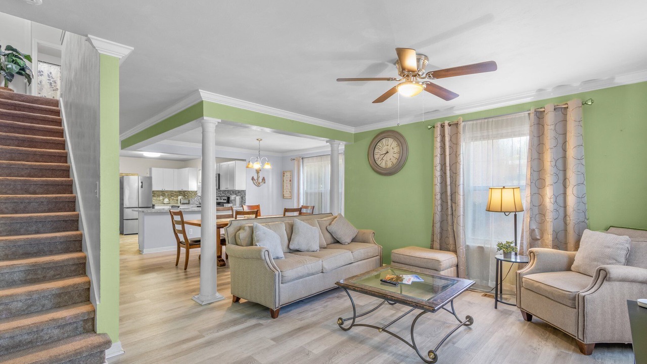 Photo of Livingroom in East Ocean View