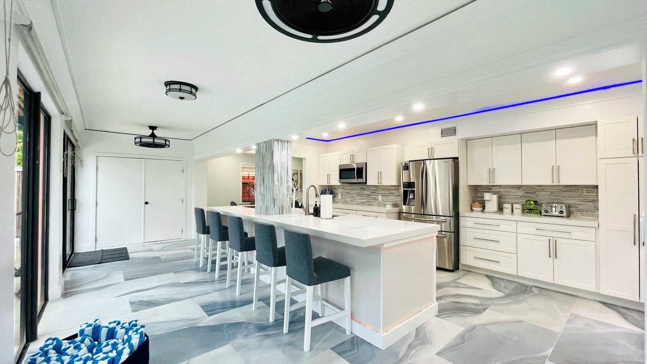 Photo of Kitchen in Oakland Park
