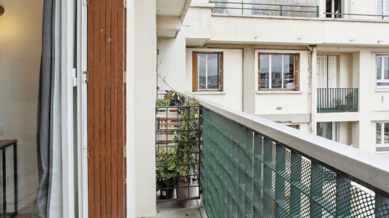 Photo of Outdoor in Republique–Point-du-Jour