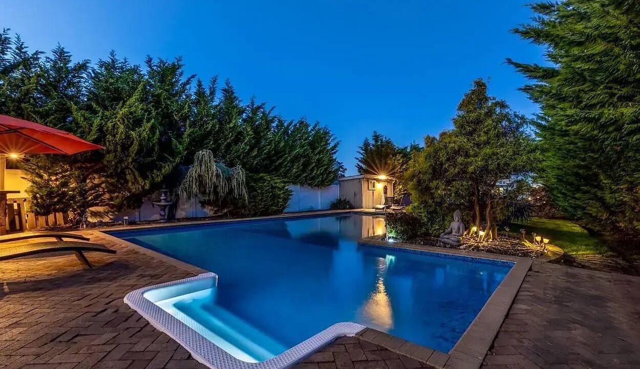 Photo of Outdoor in Massapequa