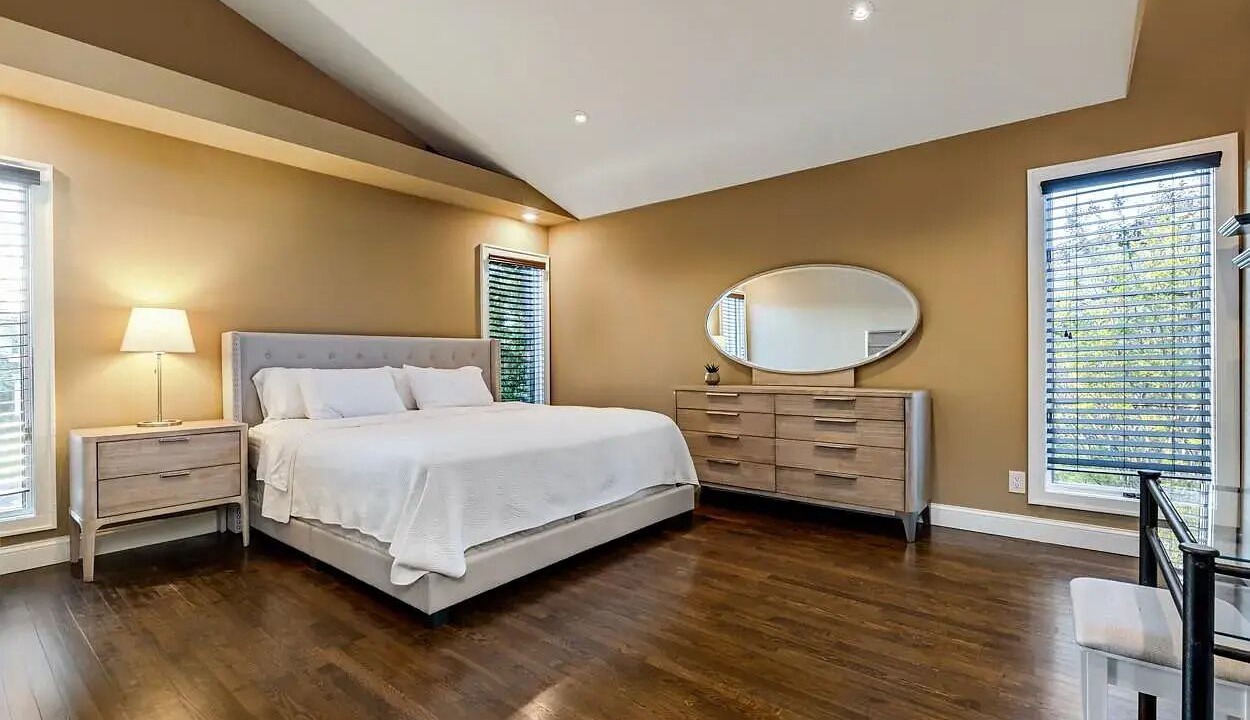 Photo of Bedroom in Massapequa