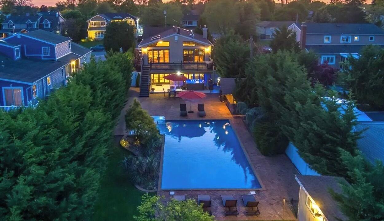 Photo of Outdoor in Massapequa