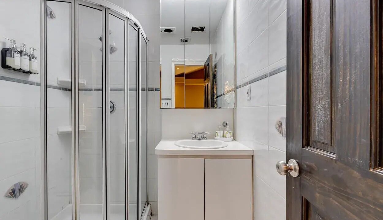 Photo of Bathroom in Massapequa