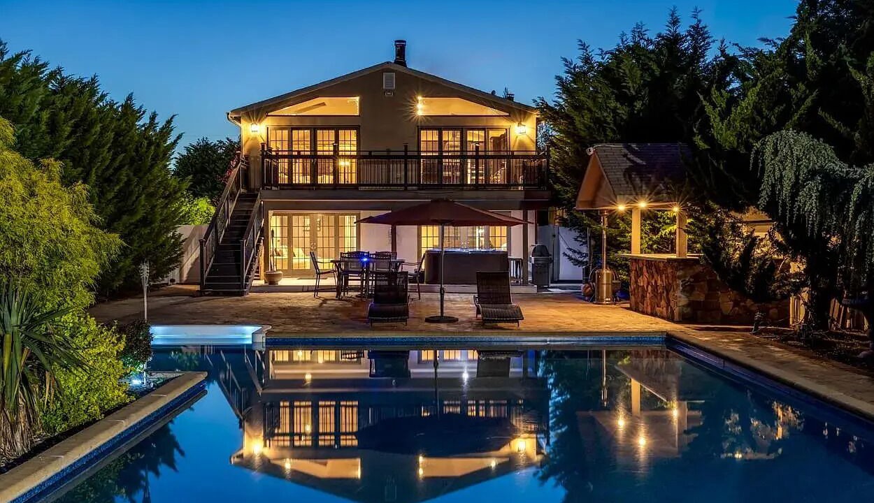 Photo of Outdoor in Massapequa