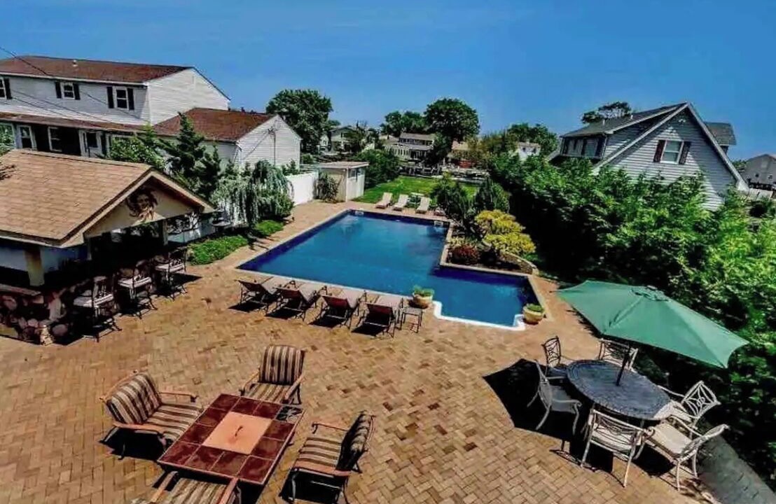 Photo of Outdoor in Massapequa