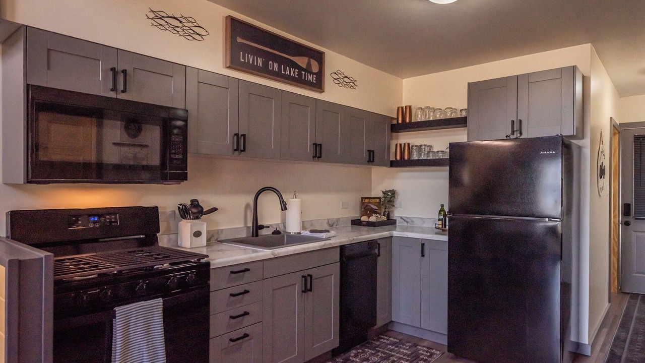 Photo of Kitchen in Butternut
