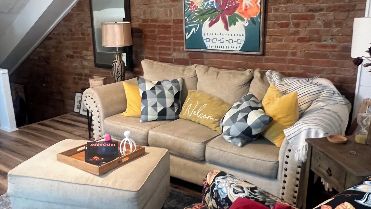 Photo of Livingroom in St. Charles
