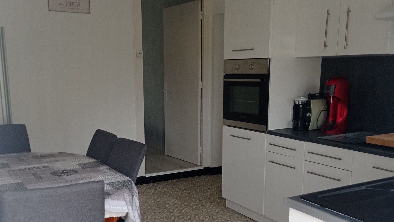Photo of Kitchen in Nyoiseau