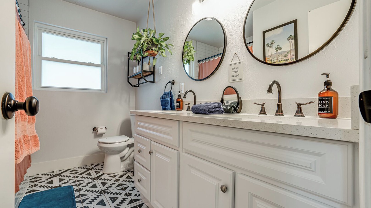 Photo of Bathroom in Shearer Hills - Ridgeview