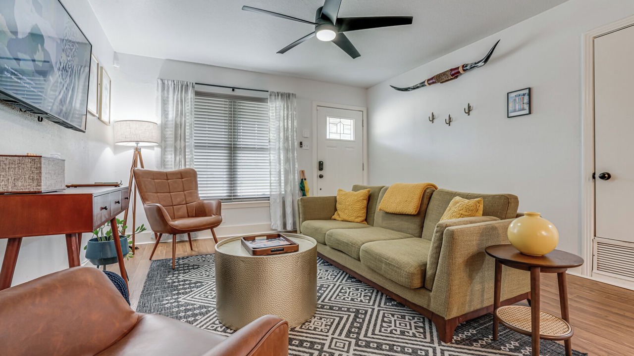Photo of Livingroom in Shearer Hills - Ridgeview