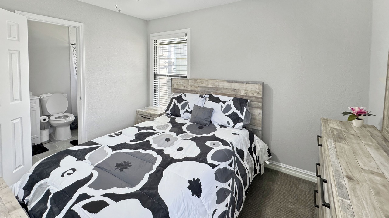 Photo of Bedroom in Mesquite