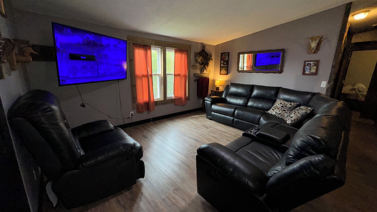 Photo of Livingroom in Pineville