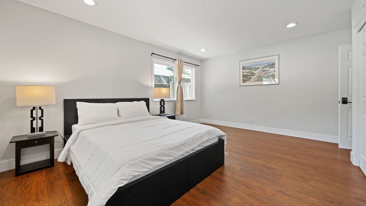 Photo of Bedroom in Antioch