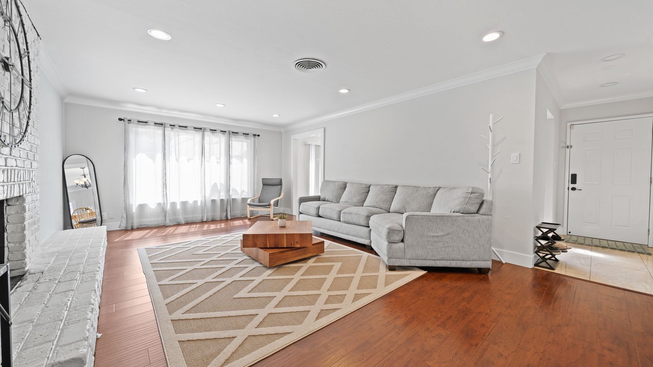 Photo of Livingroom in Antioch