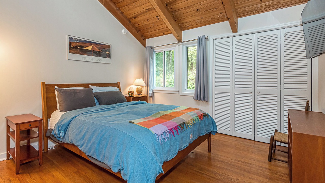 Photo of Bedroom in Creedmoor