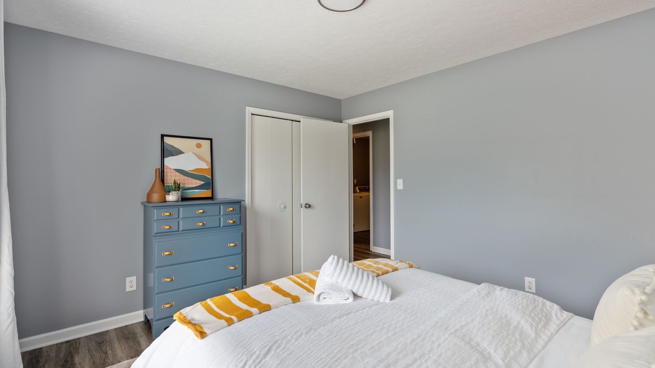 Photo of Bedroom in Murray Hill