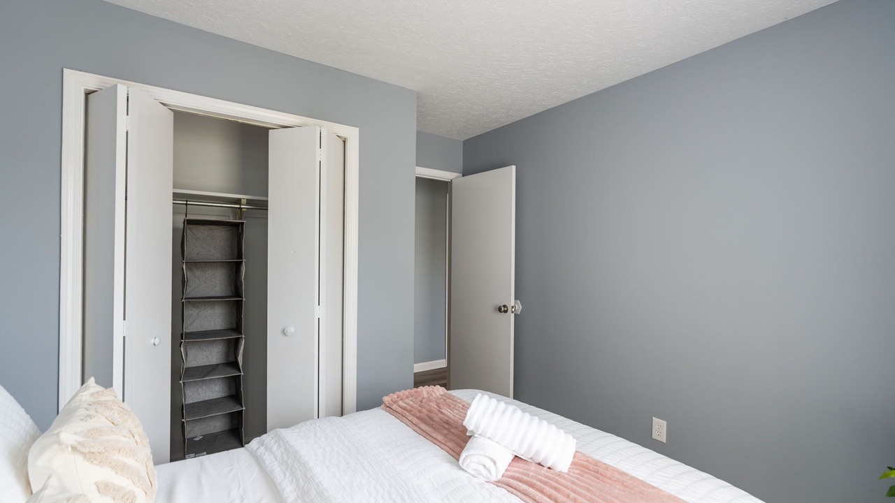 Photo of Bedroom in Murray Hill