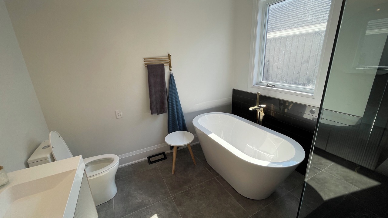 Photo of Bathroom in Tay