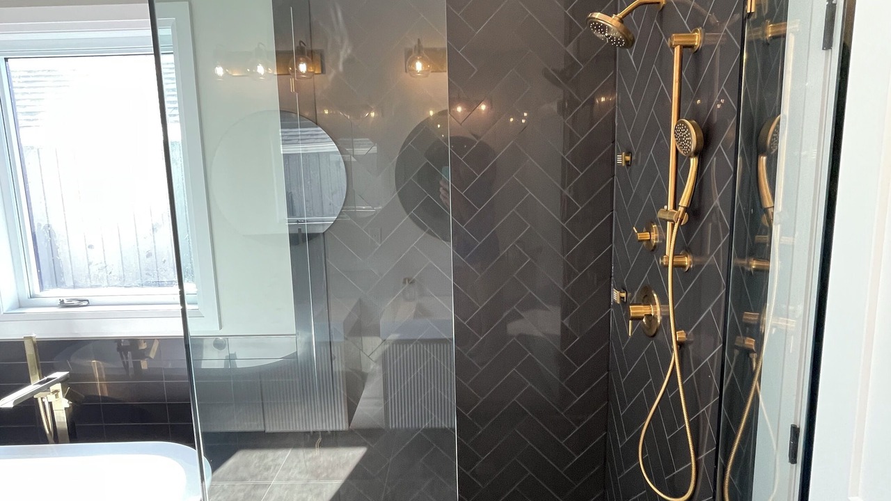 Photo of Bathroom in Tay