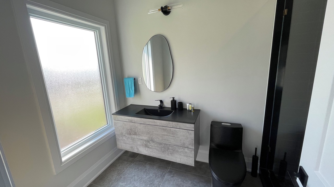 Photo of Bathroom in Tay