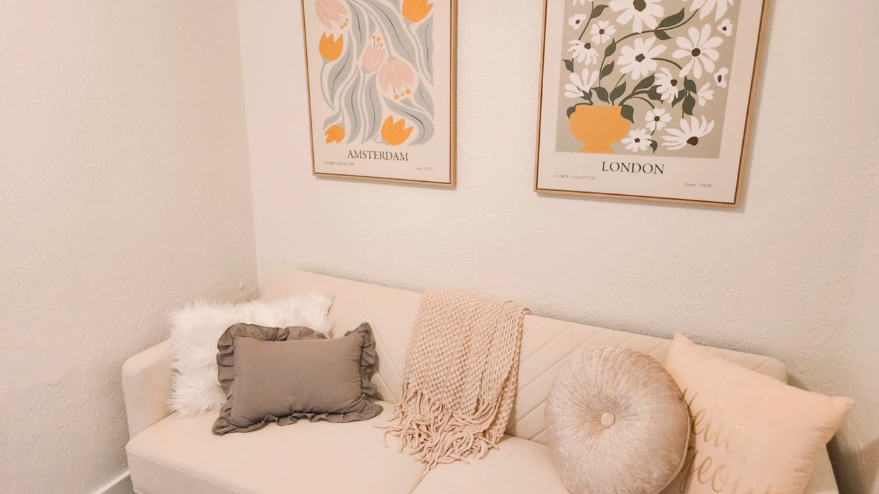 Photo of Livingroom in Historic District