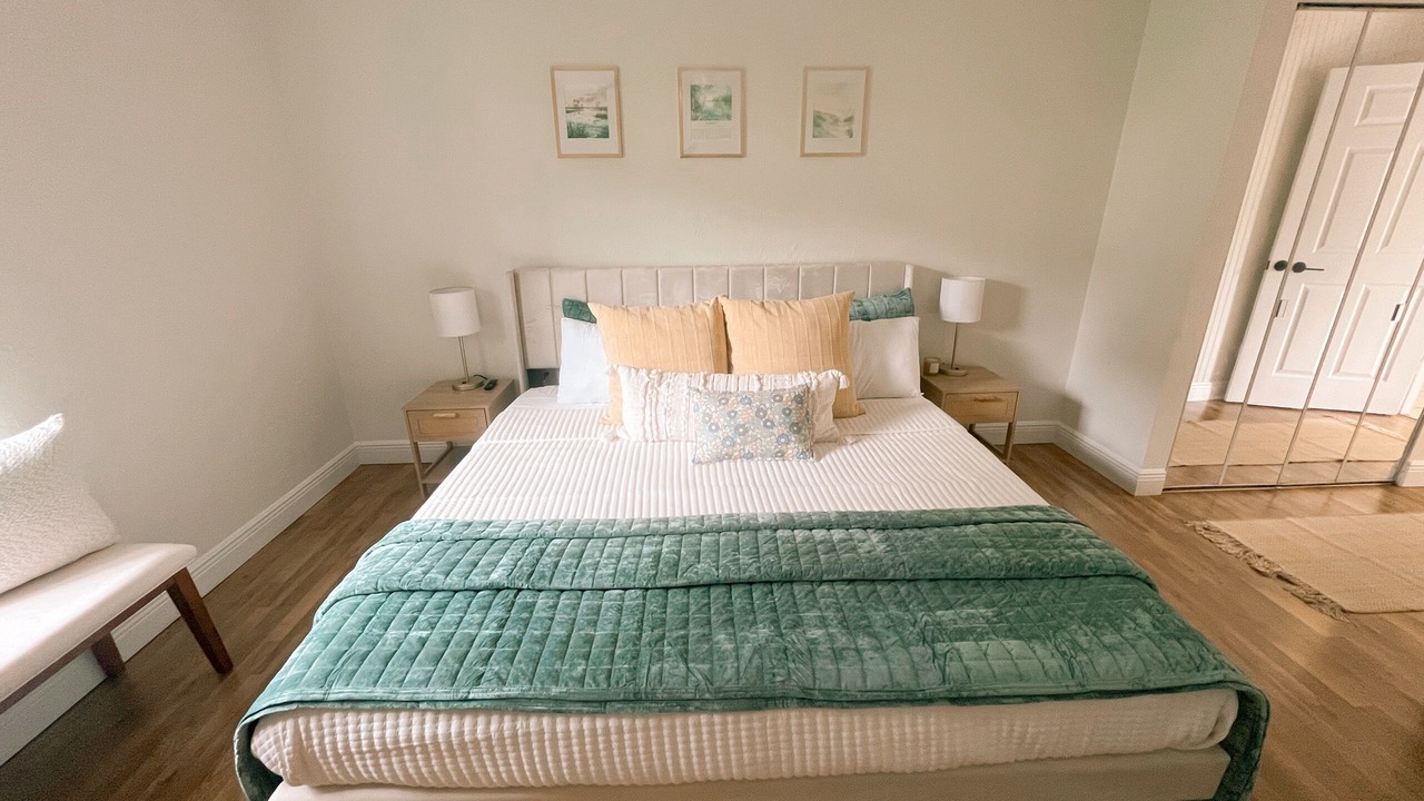 Photo of Bedroom in Historic District