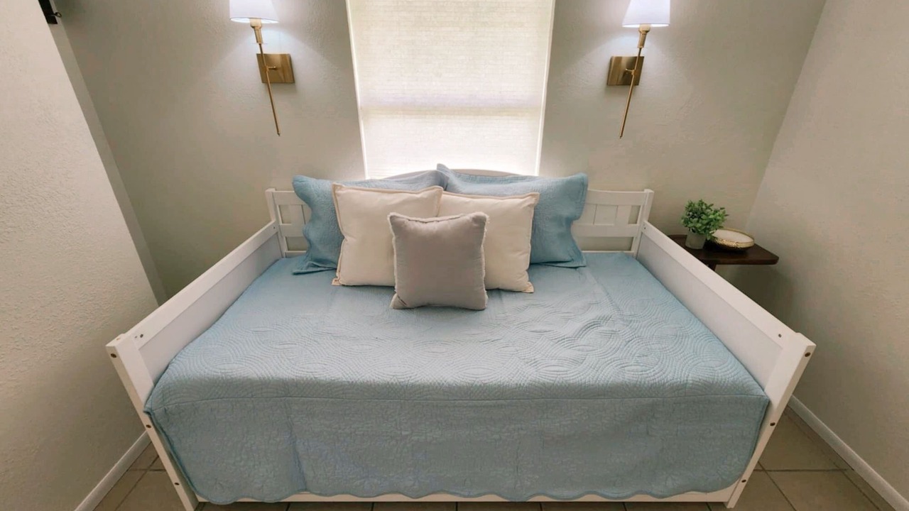 Photo of Bedroom in Historic District