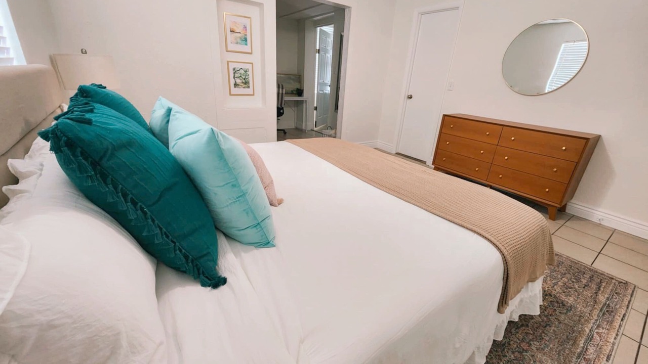 Photo of Bedroom in Historic District