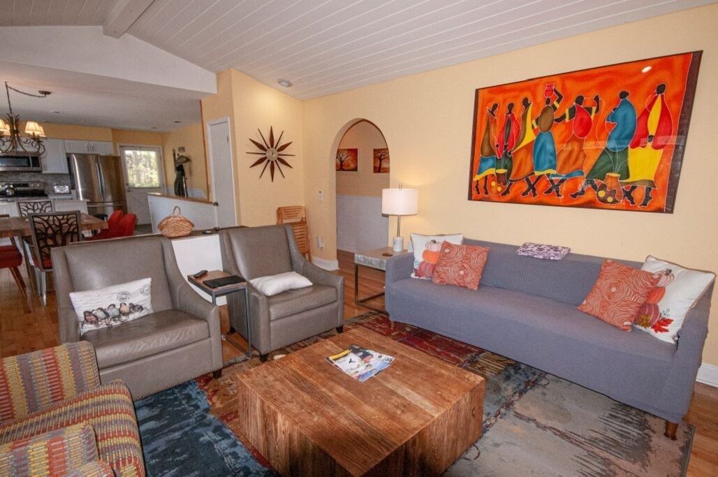 Photo of Livingroom in Young Harris