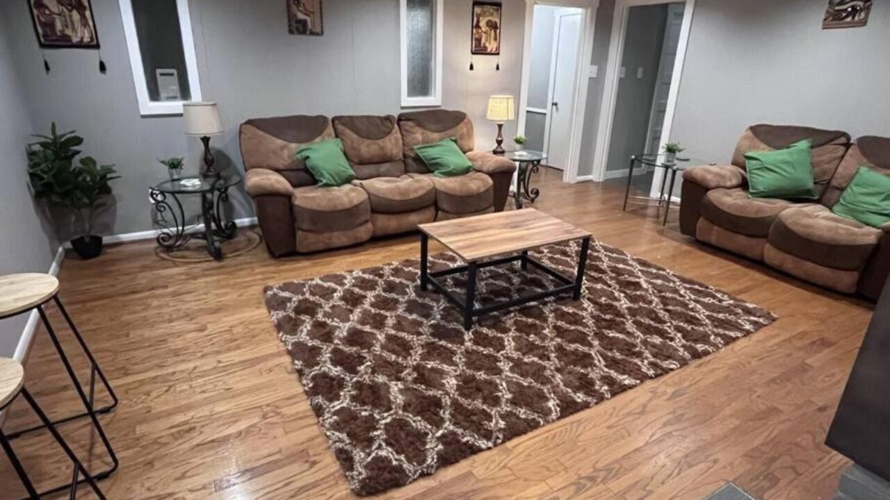 Photo of Livingroom in Westbury