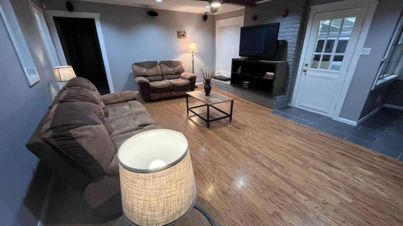 Photo of Livingroom in Westbury