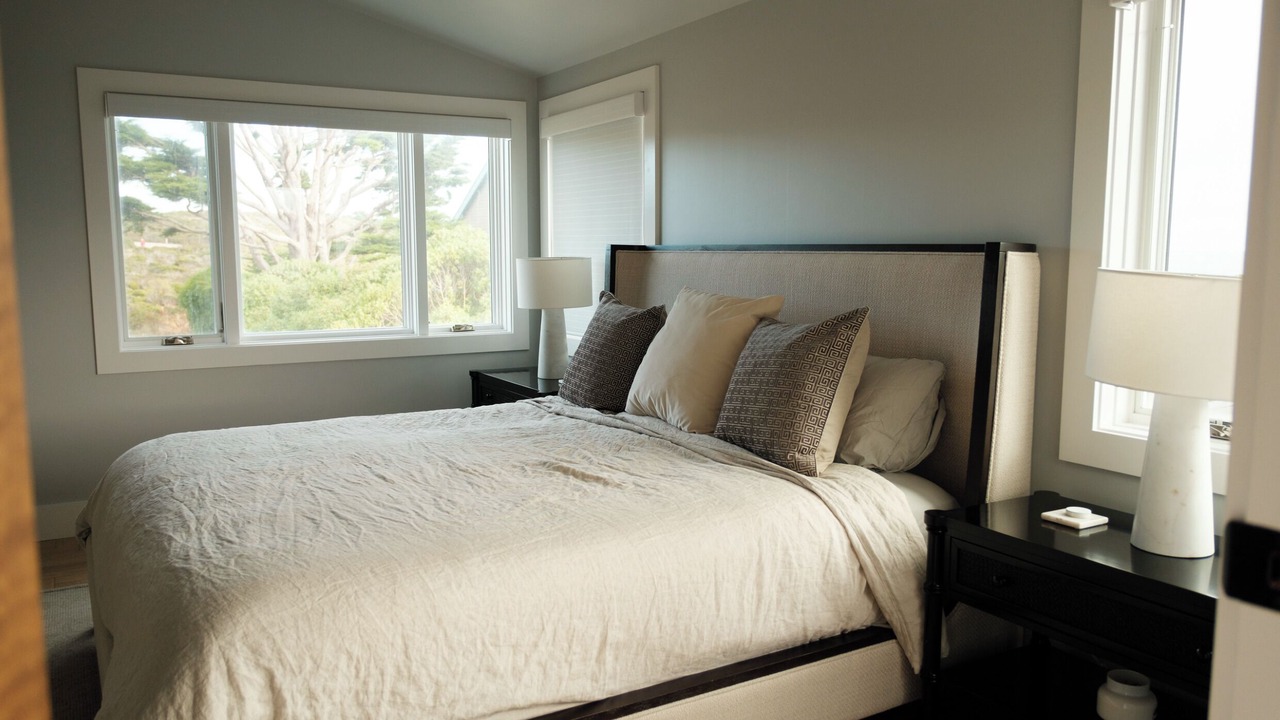 Photo of Bedroom in Moss Beach
