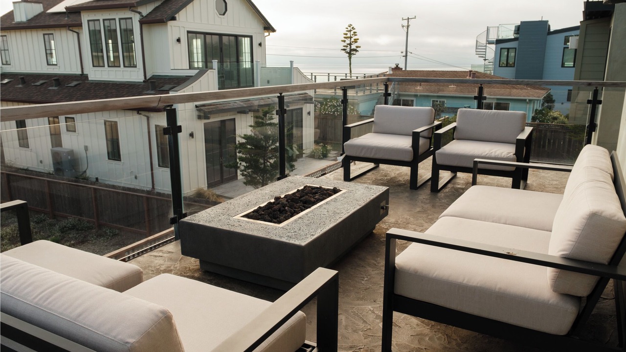 Photo of Patio Balcony in Moss Beach