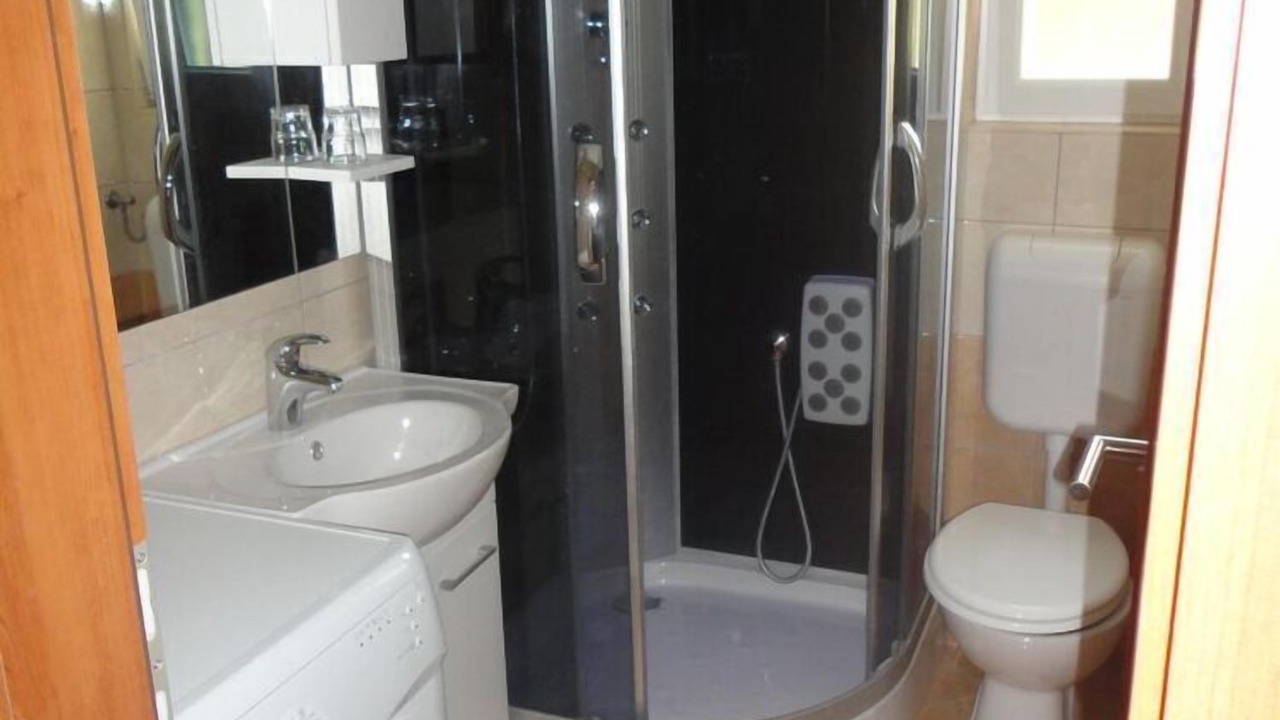 Photo of Bathroom in Slano