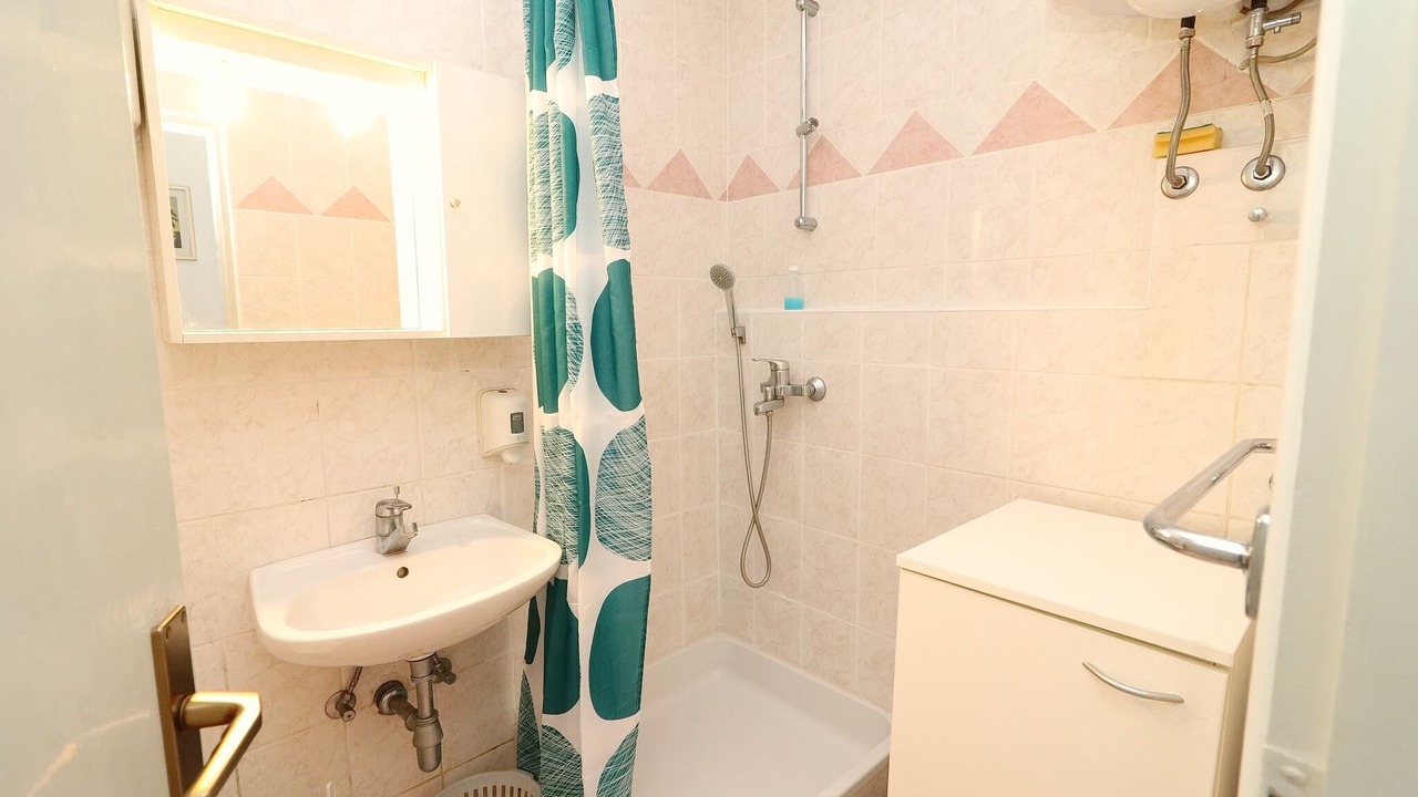 Photo of Bathroom in Slano