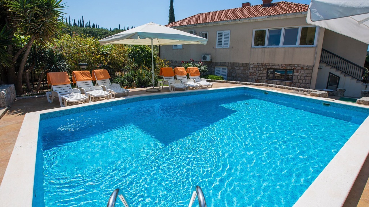Photo of Outdoor in Molunat