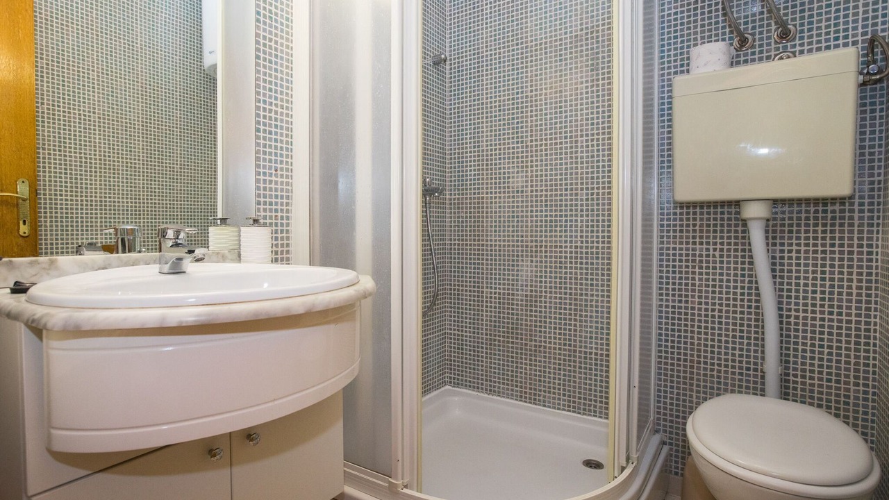 Photo of Bathroom in Molunat