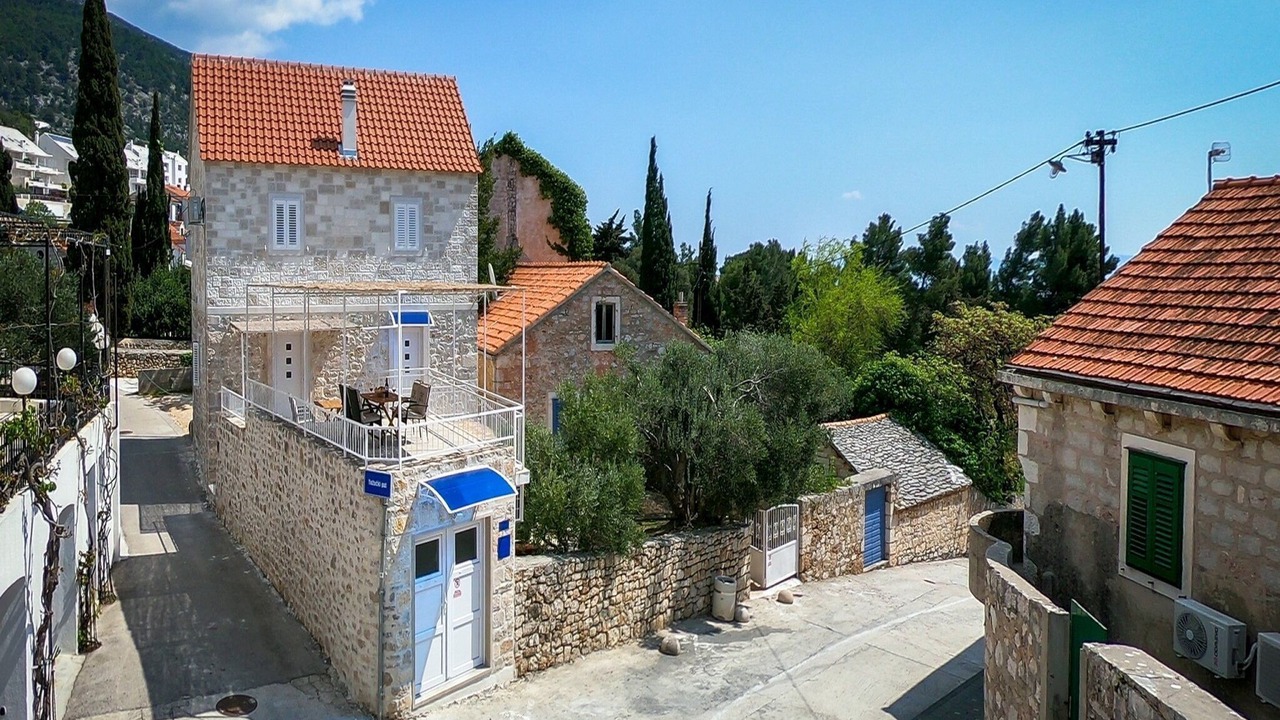 Photo of Outdoor in Bol